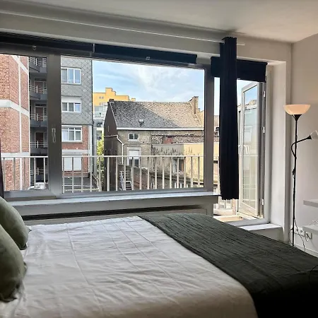 Lägenhet Le De La Cathedrale - Hypercentre Avec Balcon